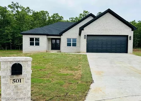 501 Forest Glen Cv, Jacksonville, AR 72076