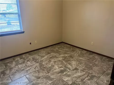 1204 Brewer Ln, Lavaca, AR 72941 photo 6