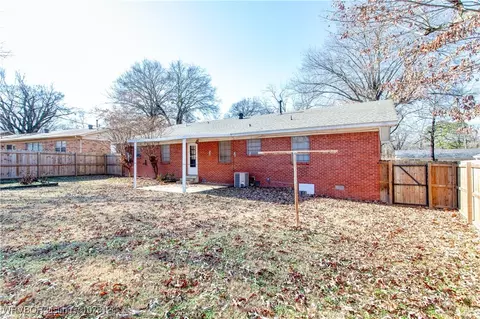 923 S 67th Ln, Fort Smith, AR 72903 photo 24