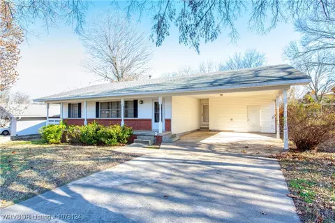 923 S 67th Ln, Fort Smith, AR 72903 photo 3