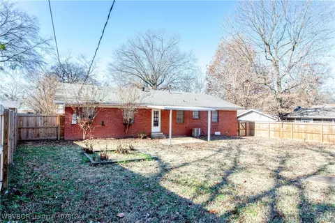 923 S 67th Ln, Fort Smith, AR 72903 photo 23
