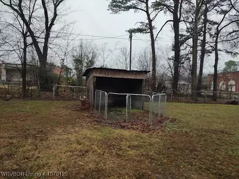 Exterior - 121 E Main St, Hartford, AR 72938 photo 3 of 4