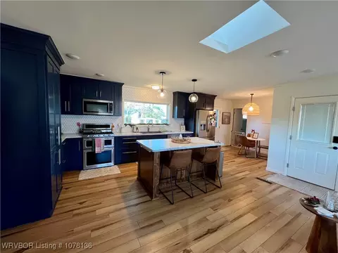 Kitchen - 5903 Mohawk, Fort Smith, AR 72904 photo 2 of 3