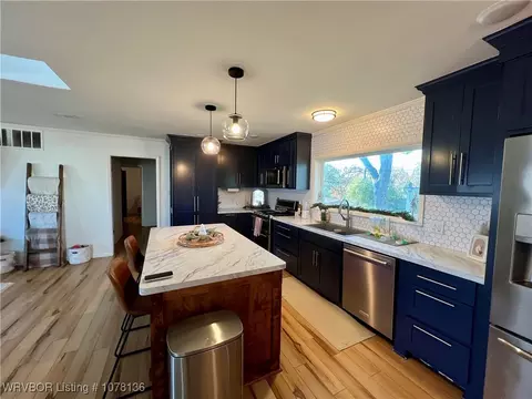 Kitchen - 5903 Mohawk, Fort Smith, AR 72904 photo 3 of 3