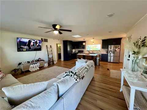 Living - 5903 Mohawk, Fort Smith, AR 72904 photo 1 of 2