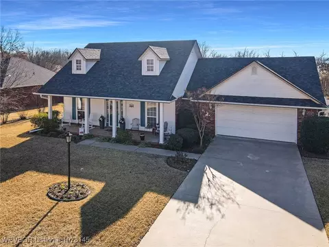 5808 Meadow Brook Dr, Fort Smith, AR 72916