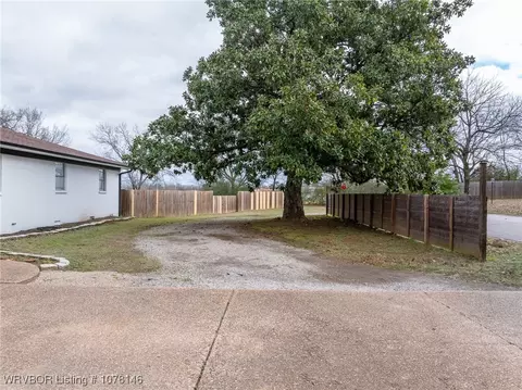 6011 S Y St, Fort Smith, AR 72903 photo 24
