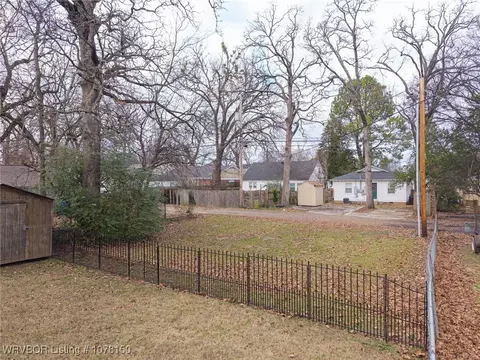 Exterior - 2021 S Q St, Fort Smith, AR 72901 photo 9 of 9