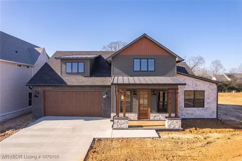 405 Waggoner Ln, Barling, AR 72923