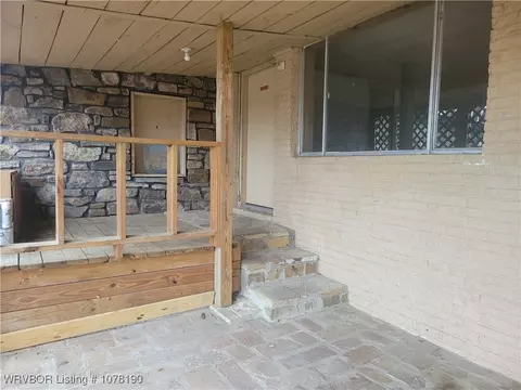 11788 N Highway 71, Mountainburg, AR 72946