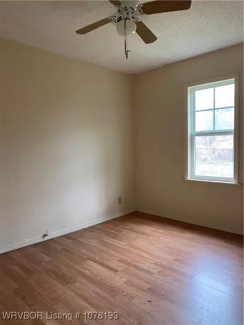 Bedroom - 4618 N 31st St, Fort Smith, AR 72904 photo 1 of 2