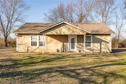 23718 207th St, Spiro, OK 74959