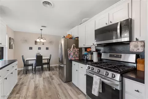 Kitchen - 23 Interstate Cir, Sallisaw, OK 74955 photo 1 of 1