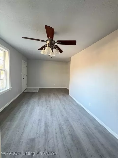 Living - 4531 Irene St, Fort Smith, AR 72904 photo 1 of 4