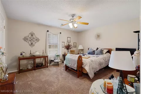 Bedroom - 109 Adams St, Lavaca, AR 72941 photo 4 of 7
