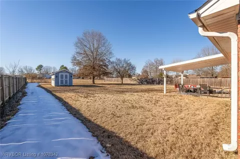 Exterior - 109 Adams St, Lavaca, AR 72941 photo 8 of 10