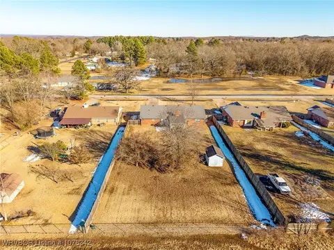 View/Area - 109 Adams St, Lavaca, AR 72941 photo 4 of 9