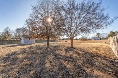 Exterior - 109 Adams St, Lavaca, AR 72941 photo 9 of 10