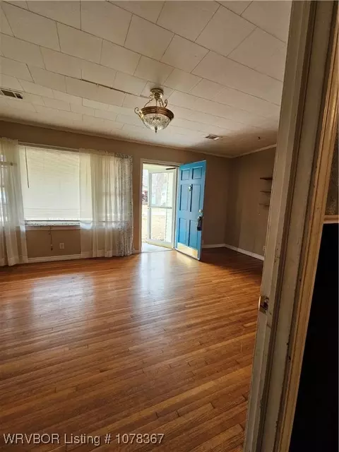 406 E Rosedale St, Paris, AR 72855 photo 9