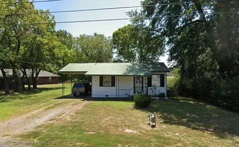 531 E Denver St, Greenwood, AR 72936