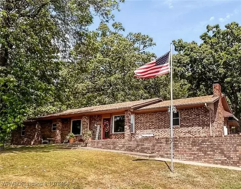 209 Pendergrass St, Muldrow, OK 74948