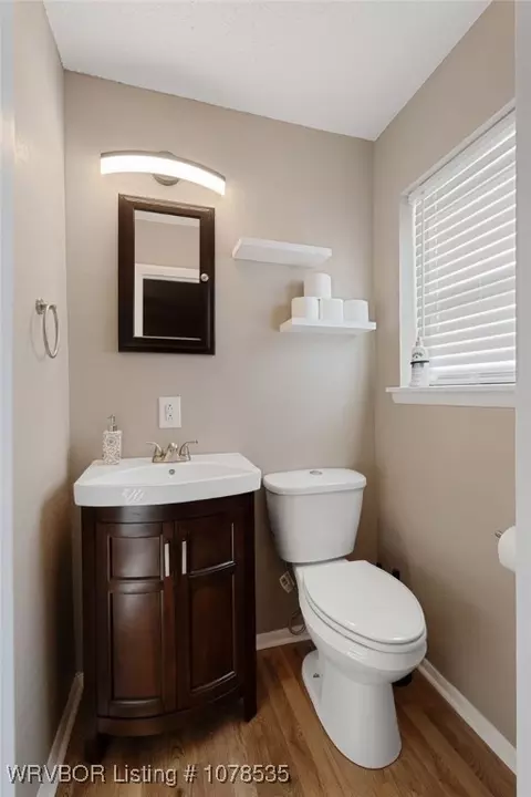 Bath - 705 Angela Cir, Barling, AR 72923 photo 3 of 3