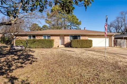 803 Adeline Ln, Van Buren, AR 72956