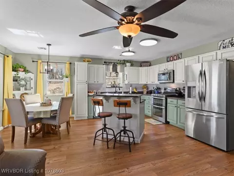 303 S 16th St, Lavaca, AR 72941 photo 5