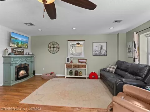 303 S 16th St, Lavaca, AR 72941 photo 13