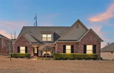 4920 Oak Hollow Ln, Fort Smith, AR 72903