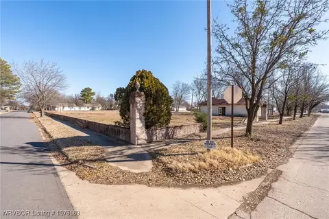 912 N 13th St, Fort Smith, AR 72901 photo 22