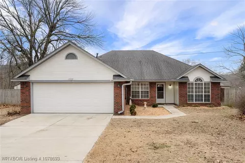 2103 Aspen Ter, Greenwood, AR 72936