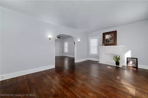 723 Clifton Ct, Fort Smith, AR 72903 photo 5