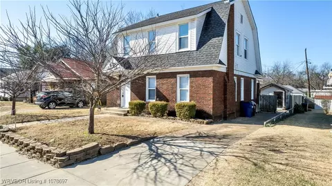 723 Clifton Ct, Fort Smith, AR 72903 photo 2