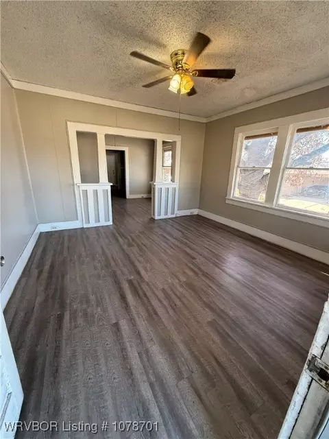 Living - 2200 Dodson Ave, Fort Smith, AR 72901 photo 1 of 3