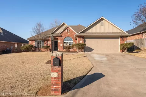 229 Skagway Ln, Barling, AR 72923