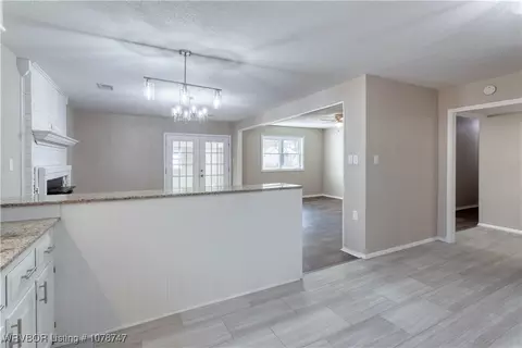 310 26th St, Ozark, AR 72949 photo 9