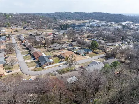 View/Area - 2818 S 18th St, Fort Smith, AR 72901 photo 15 of 17
