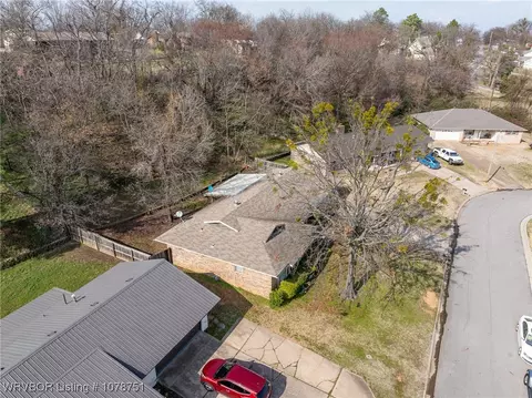 View/Area - 2818 S 18th St, Fort Smith, AR 72901 photo 4 of 17