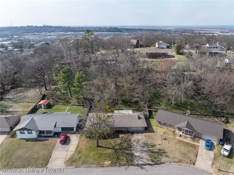View/Area - 2818 S 18th St, Fort Smith, AR 72901 photo 9 of 17
