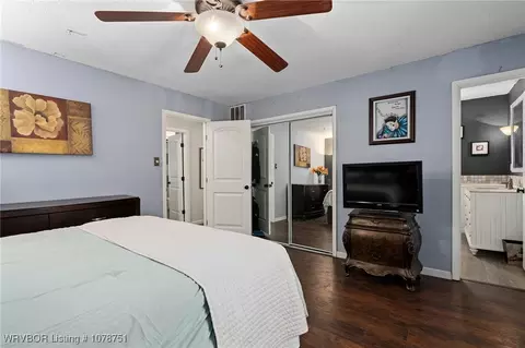 Bedroom - 2818 S 18th St, Fort Smith, AR 72901 photo 3 of 8