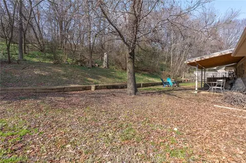 Exterior - 2818 S 18th St, Fort Smith, AR 72901 photo 7 of 9