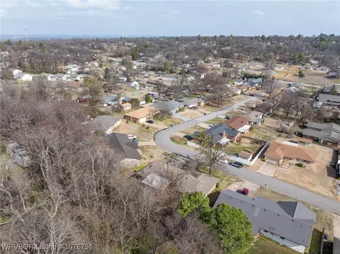 View/Area - 2818 S 18th St, Fort Smith, AR 72901 photo 13 of 17