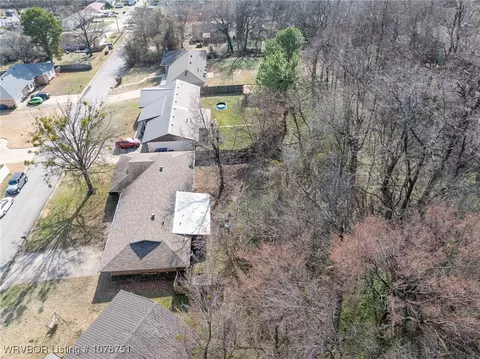 View/Area - 2818 S 18th St, Fort Smith, AR 72901 photo 7 of 17