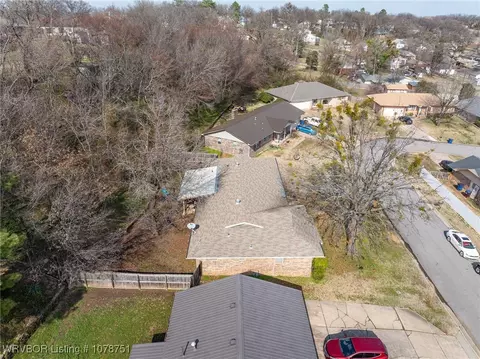 View/Area - 2818 S 18th St, Fort Smith, AR 72901 photo 5 of 17