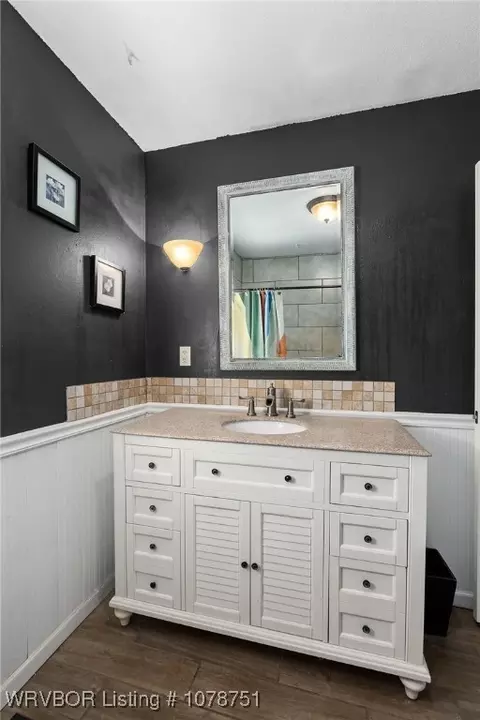 Bath - 2818 S 18th St, Fort Smith, AR 72901 photo 2 of 3