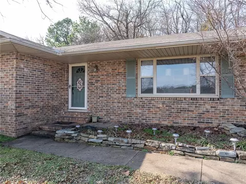 Exterior - 2818 S 18th St, Fort Smith, AR 72901 photo 4 of 9