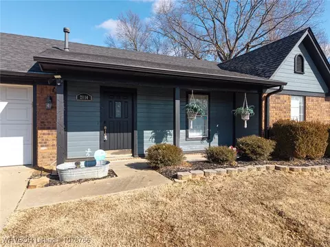2114 Aspen Ter, Greenwood, AR 72936