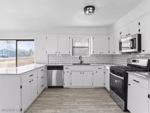 Kitchen - 101 Cesar St, Pocola, OK 74902 photo 2 of 2
