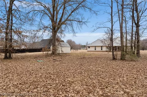 Exterior - 1415 Porter Pl, Alma, AR 72921 photo 10 of 15